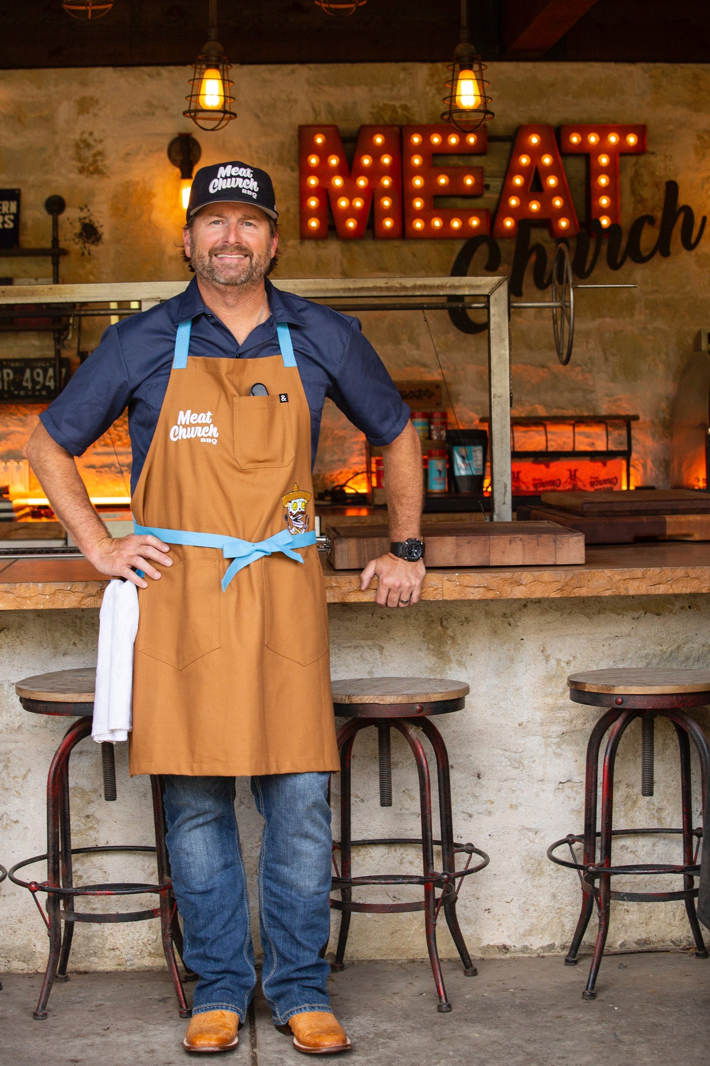 hedley-and-bennett-meat-church-apron-duck-tan-z0 image_912805a7-8b3f-48b2-8698-64cb1afdc18a.jpg